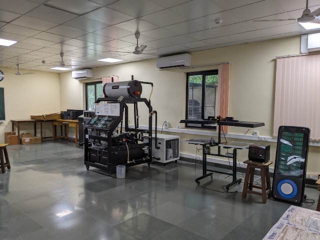 Ecosense installed Renewable Energy Lab at IIT, Kanpur’s newly established SEE Department